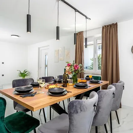 Awesome Home In Baska Ferienhaus *