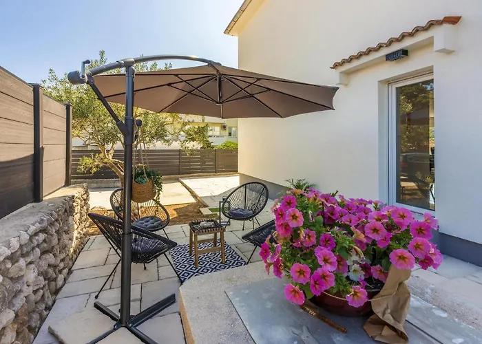 4 Bedroom Amazing In 巴斯卡