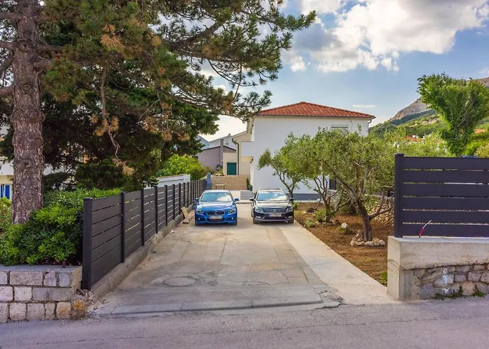 度假居 4 Bedroom Amazing In *