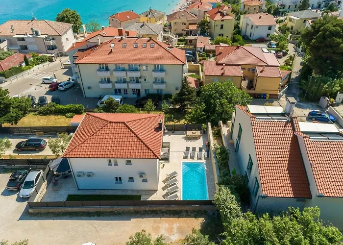 4 Bedroom Amazing In * 巴斯卡