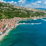 Awesome Home In Baska Baška