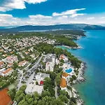 Feriehus Awesome Home In Baska *