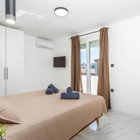 Awesome Home In Baska