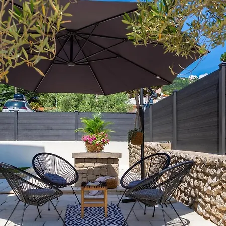 Semesterbostad Awesome Home In Baska