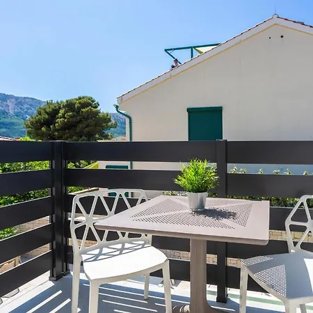 Awesome Home In Baska Semesterbostad *