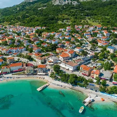 Awesome Home In Baska *